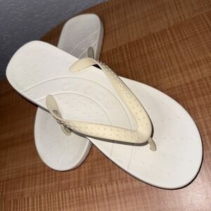 Crocs Basic Beach Sandals White Thong Comfort Iconic Summer Flip-Flop Size M7 W9